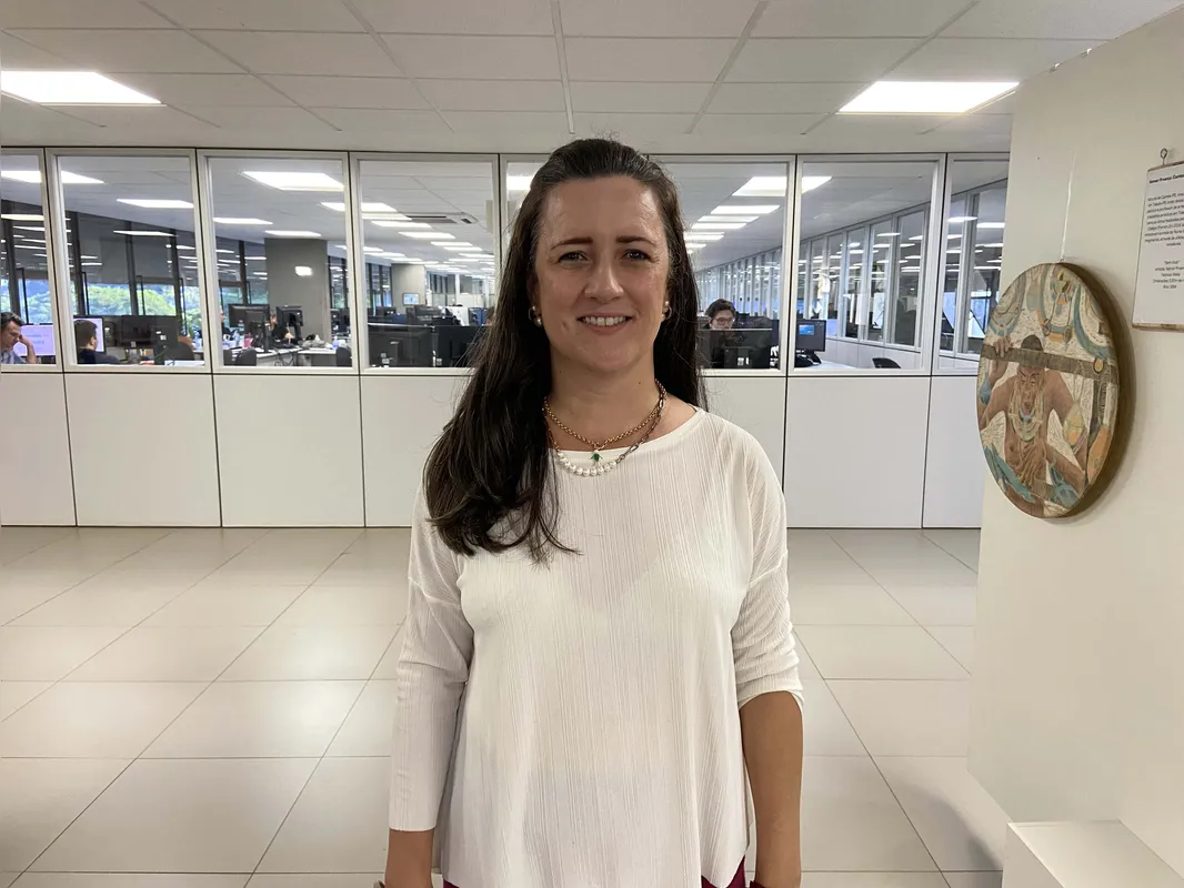 Fernanda Fabrin, diretora de Vigilância em Saúde: "Vacina protege a pessoa das formas graves, de internações, principalmente os grupos de riscos, que são as gestantes, crianças e idosos"