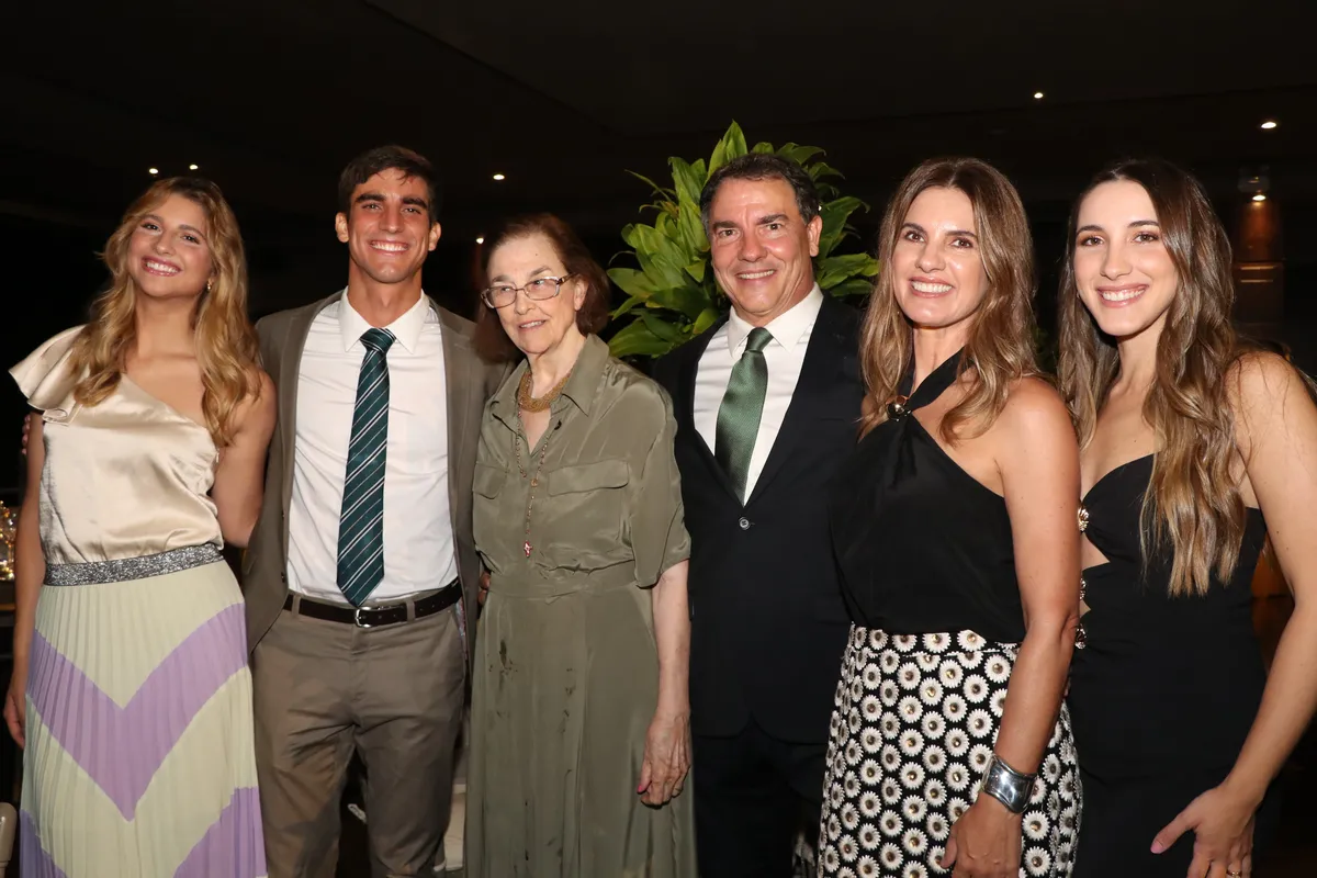 Marina Ticianelli, Enrico Ticianelli, Darci Veltrini Ticianelli, o juz Mauro H. Veltrini Ticianelli, Priscila Bellusci Ticianelli e Sofia Ticianelli