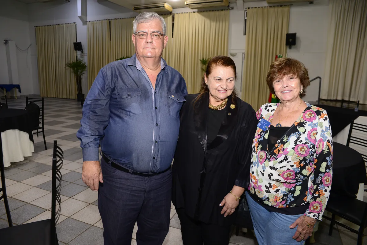 Carlos Guerra Lima e Fátima Lima com Ercilia Franco dos Santos