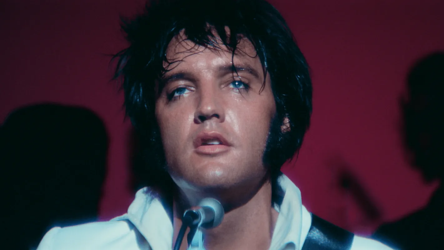 "EpiC": documentário dirigido por Baz Luhrmann é intenso e mostra o quanto Elvis se entregou como artista