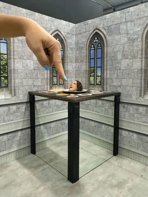 Painéis 3D, quadros cinéticos, jogos de espelhos e outros recursos levam o cérebro a interpretar imagens que não correspondem à realidade
