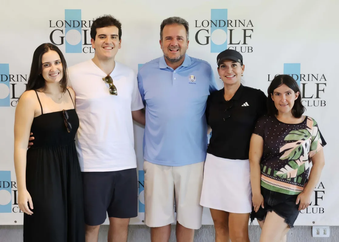 Manuela Marin, Edgard Marin Neto, Fabio P. Marin, Carolina Marin e Mariana Perri