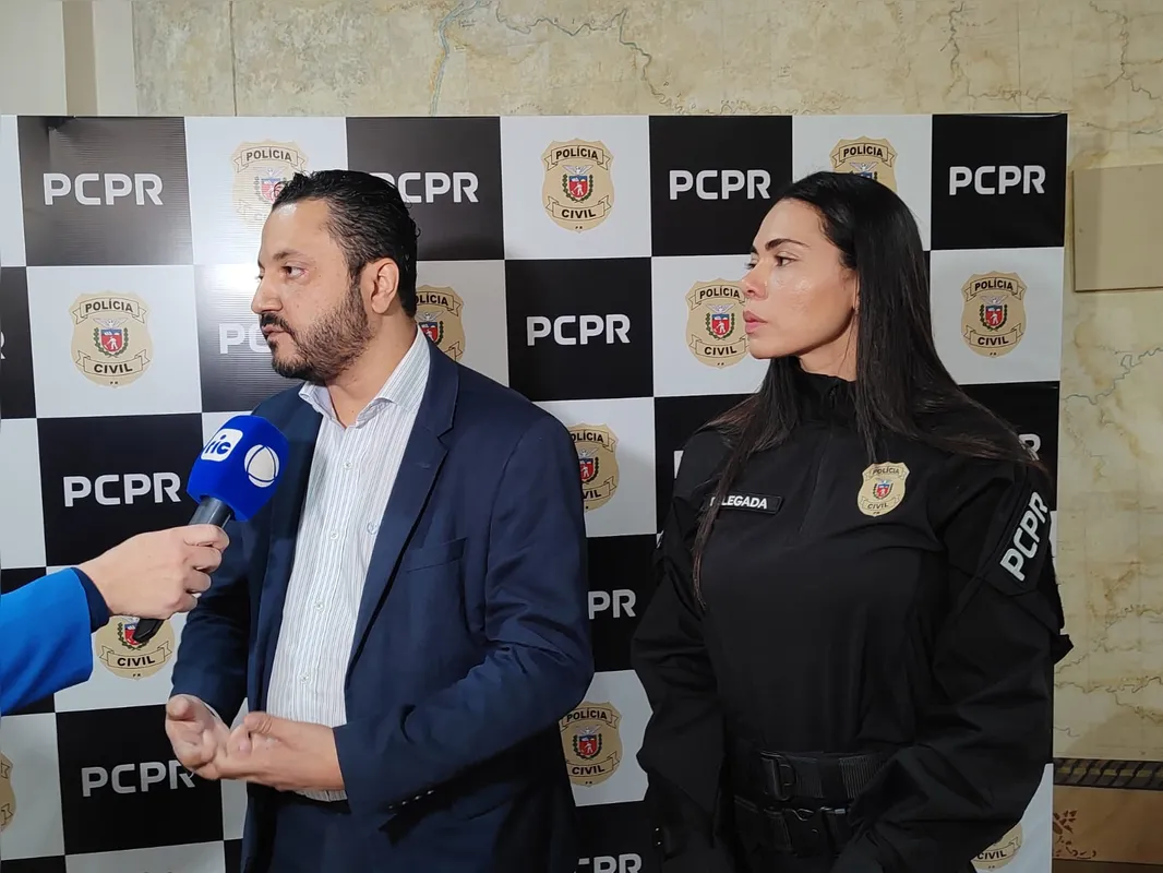 Diretor de Educação da Seed-PR, Anderfabio Oliveira, e a delegada da PCPR Taís Mendonça de Melo: sete estudantes e uma fiscal de prova são investigados