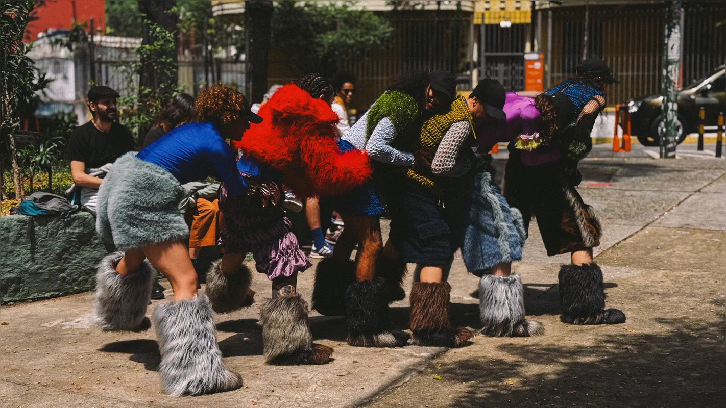 'Pé Grande', com o grupo FUTURA, de São Paulo, será apresentado nesta quarta-feira, às 10h, no palco flutuante do Lago Igapó