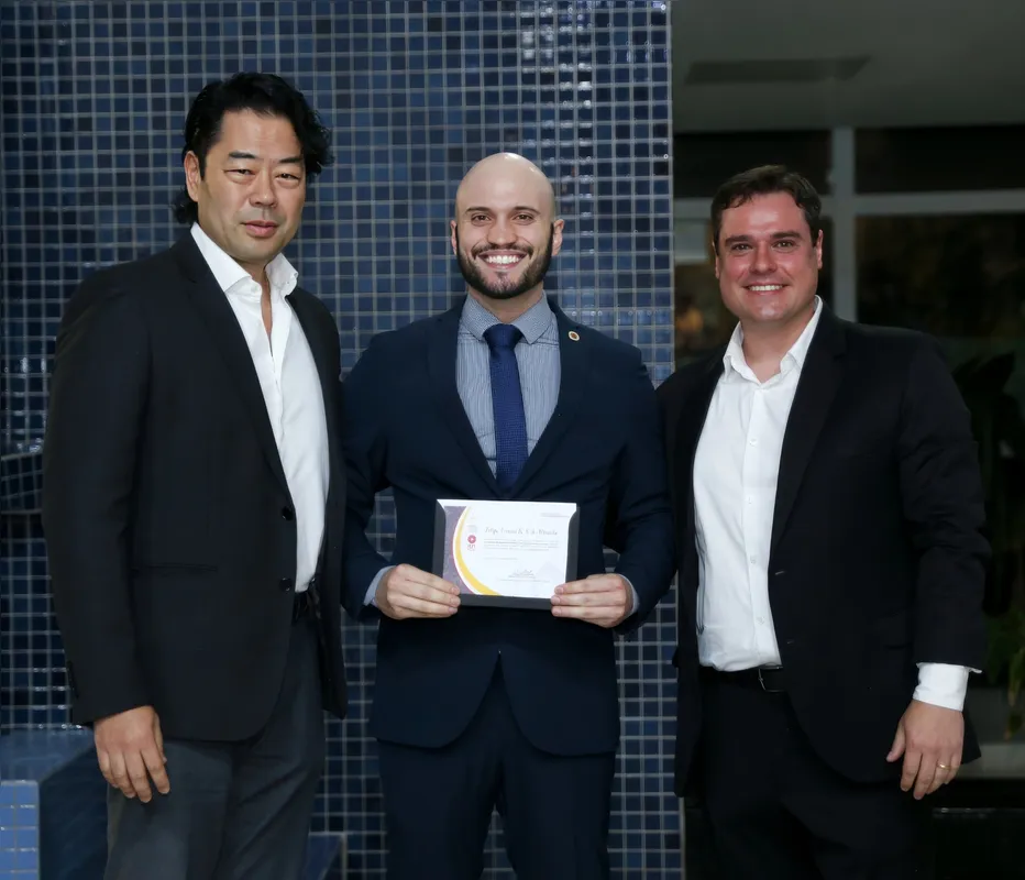 Cirurgia Cardíaca: dr Arnaldo Okino, FilipeTomasi Almeida e dr Luis Fernando Tirolli