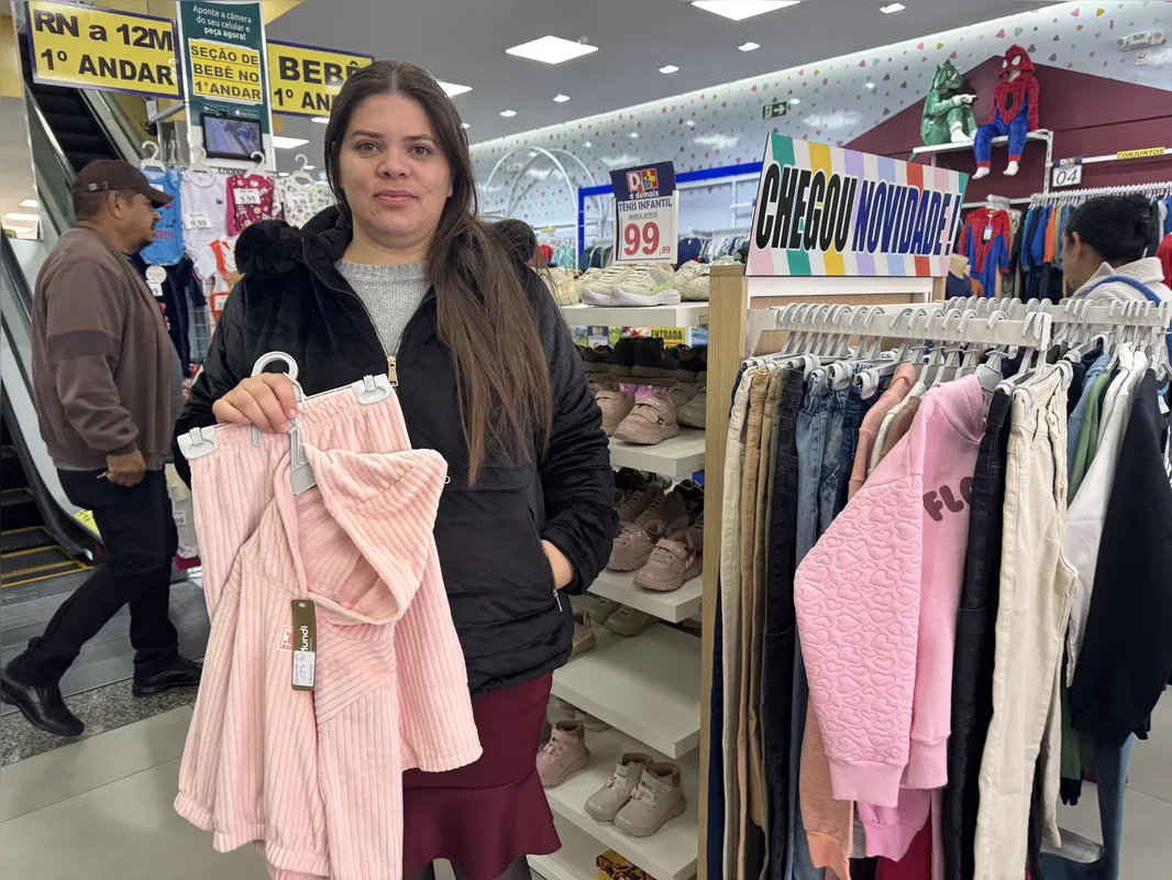 Andressa Priscila: tem que "dar os pulos" para garantir uma roupa quentinha