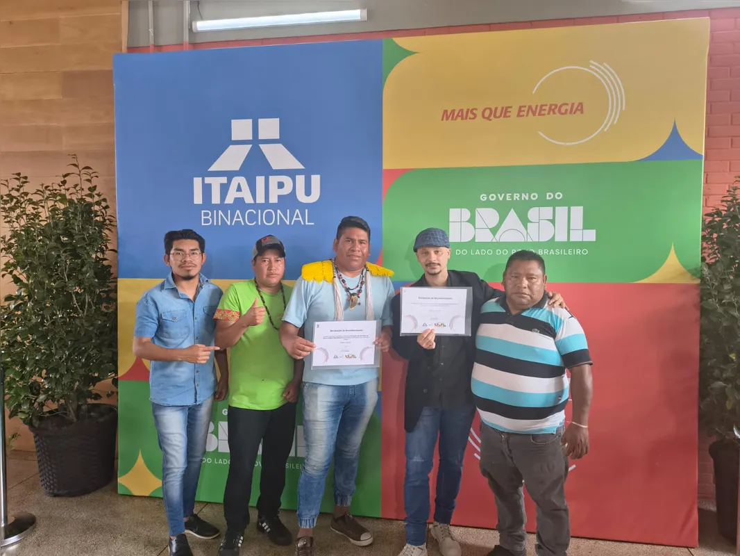 Imagem ilustrativa da imagem Kaingangs moldam projeto para produzir mudas da Mata Atlântica