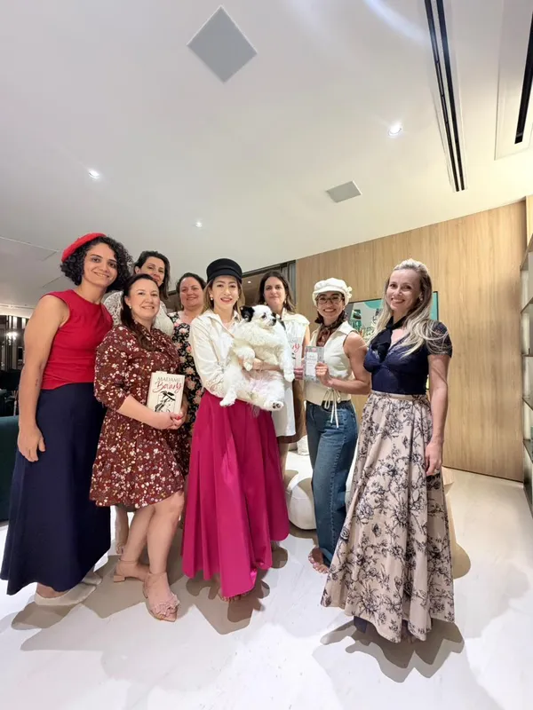 Participantes do clube de leitura Rebeleia-se