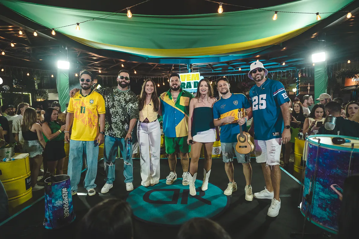 O grupo paranaense DiResponsa com a dupla Júlia & Rafaela