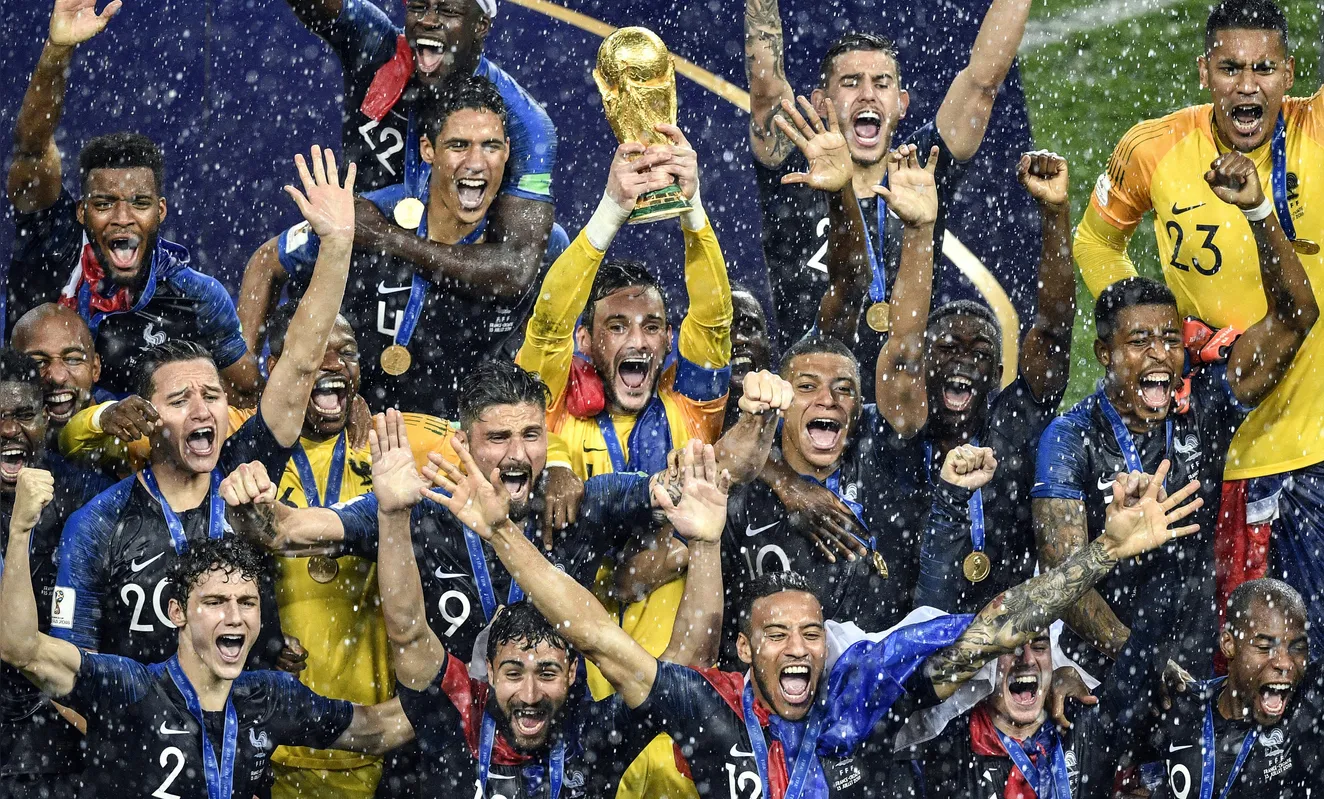 O Mundial na Rússia serviu para consagrar Kylian Mbappé, que conduziu a França ao seu segundo título com uma vitória por 4 a 2 na final sobre a surpreendente Croácia, liderada por Luka Modric, eleito o melhor jogador do torneio