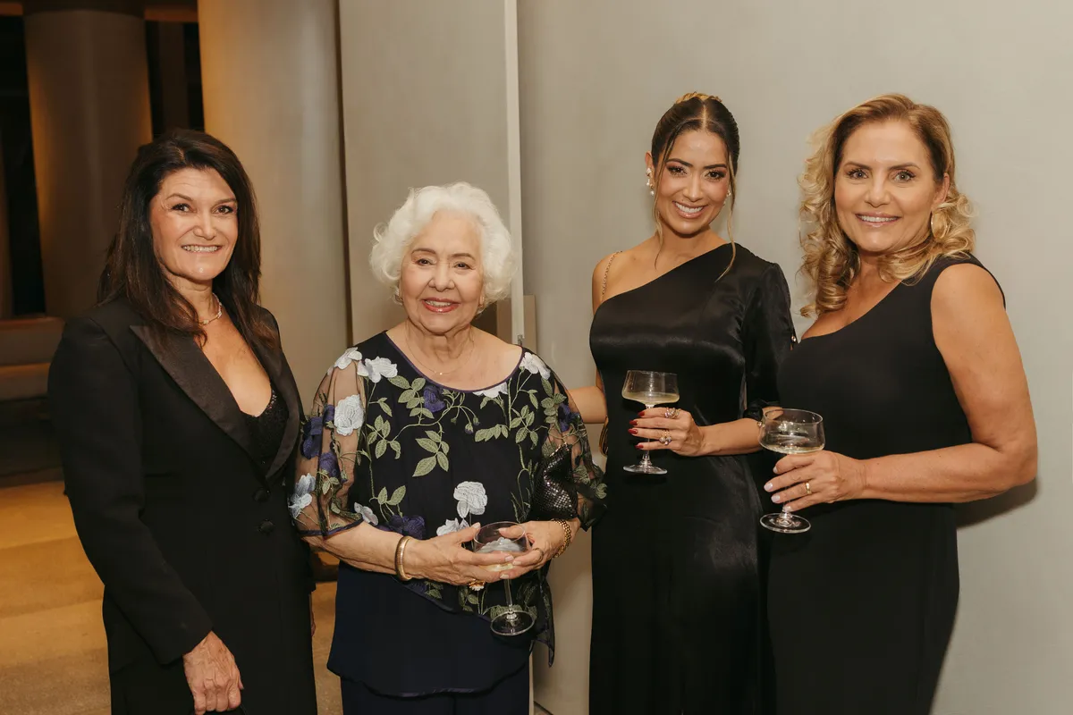 Rubia Versoza, Noêmia Fabian, Mariane Vasconcelos e Gislaine Carrion