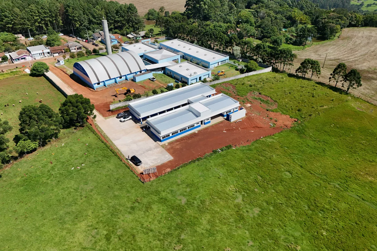 As obras de construção da nova escola para a Apae de Flor da Serra do Sul
