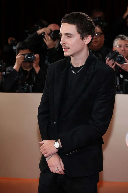 Timothée Chalamet concorre a melhor ator por "Marty Supreme"
