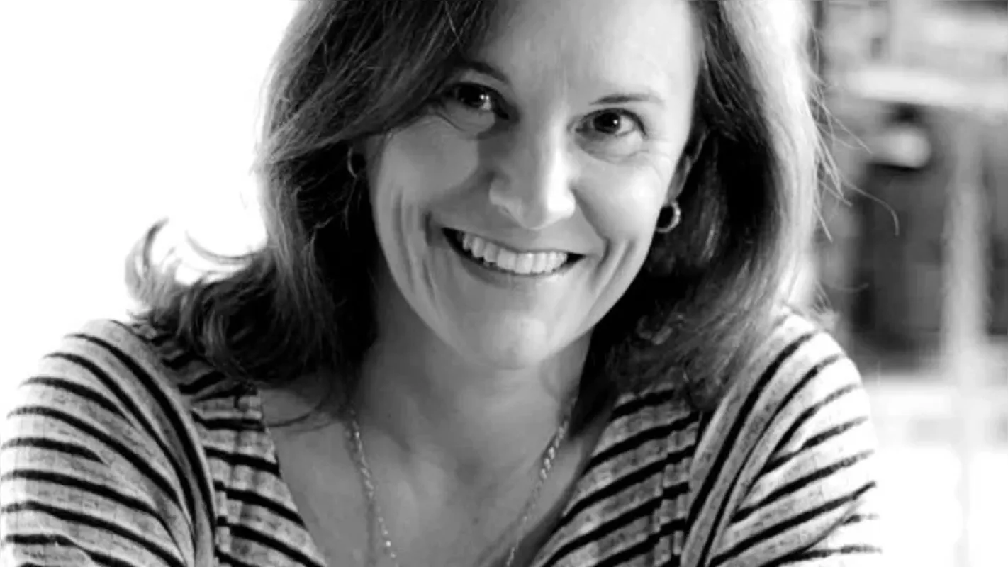 Luci Collin media debate sobre a presença feminina nas artes