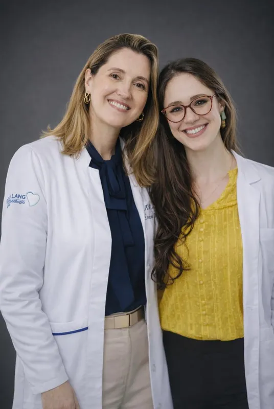 Letícia Lang e Emanuela Paluski