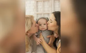 Elas carregam o mundo no colo