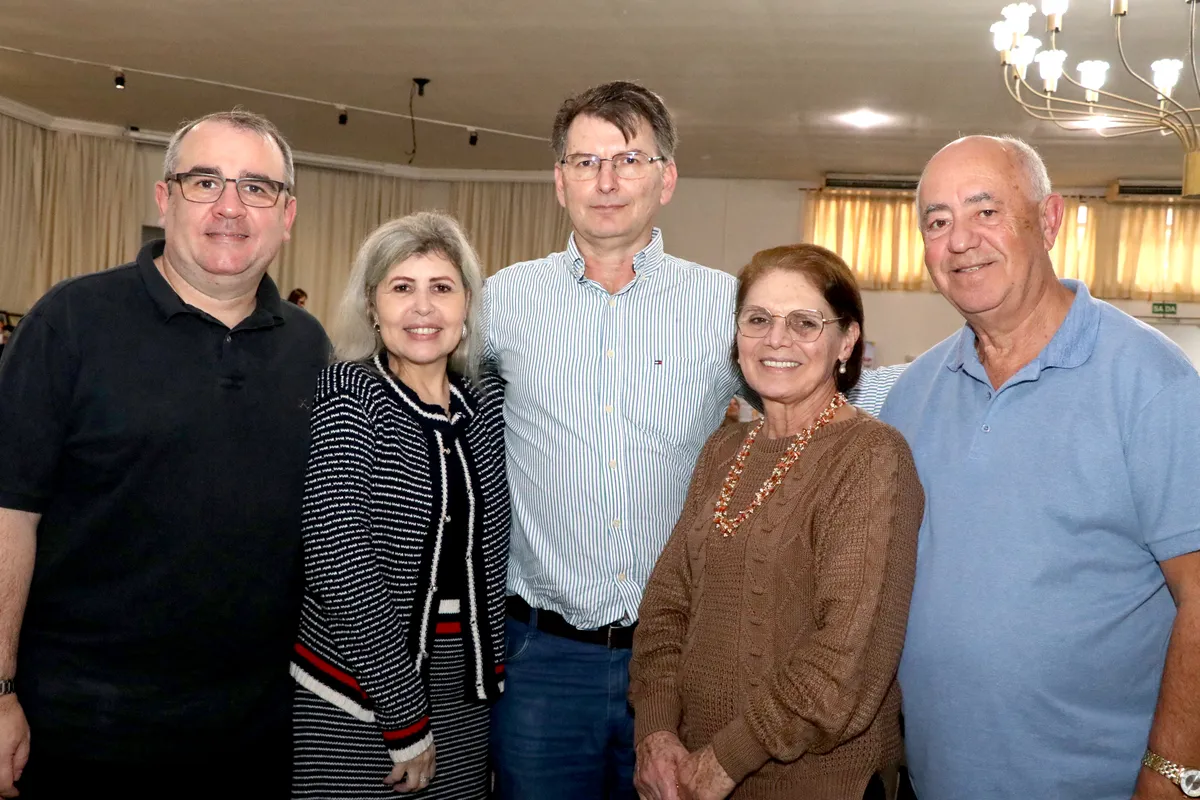 Carlos Ziober, Cleonice Crepoldi, Nilton Miqueleti, Fatima Galhardi e e Valdecir Galhardi