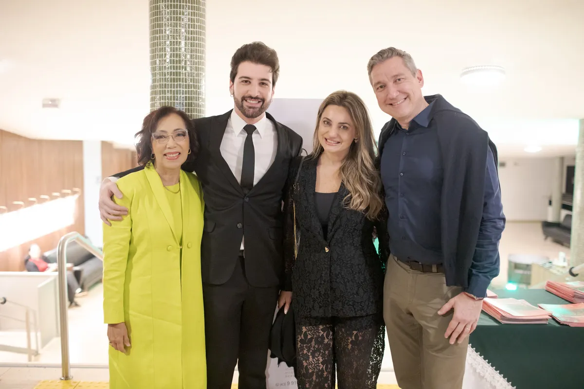 Magali Kleber, Eduardo Assad Sahão, Ana Carolina e João Fernando Rapcham
