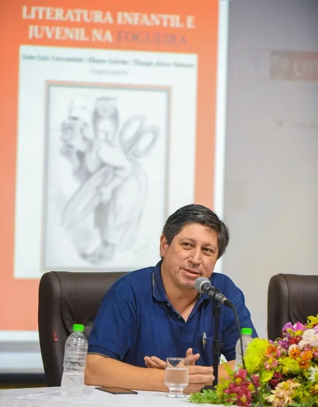 Professor Thiago Alves Valente: ""Notoriamente estamos diante de argumentos muito frágeis, de 'não leitores' que passam a criar uma pseudopolêmica"