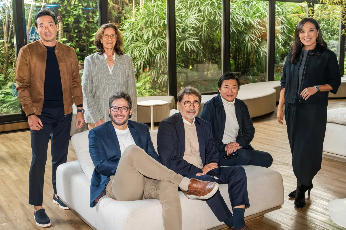 Rodolfo Sugeta, Mônica Lobo, Raul e Ronaldo Rezende, Alex Hanazaki e Cris Wakamatsu.