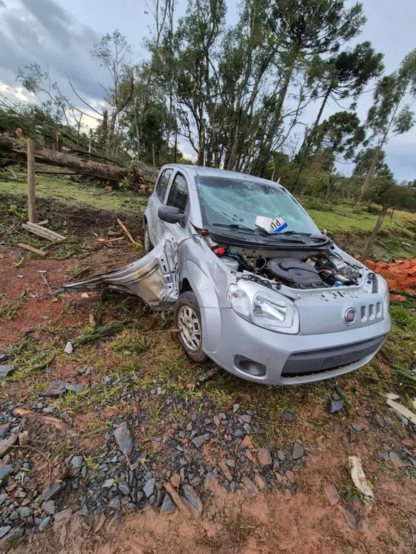 Imagem ilustrativa da imagem Com ventos de até 200km/h, tornado categoria F2 atinge município de Reserva