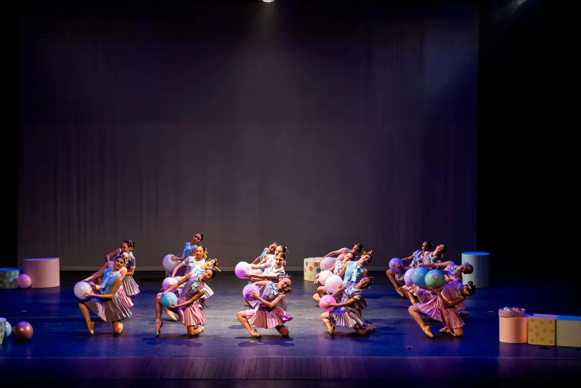 Hora do Chiclete: uma das coreografias que será apresentada em Joinville