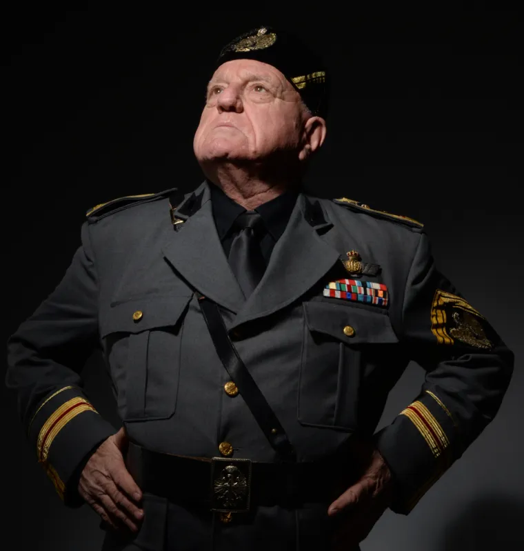 "Yo, Mussolini" (Espanha): espetáculo bem-humorado de Leo Bassi critica os regimes totalitários e o avanço da extrema-direta no mundo