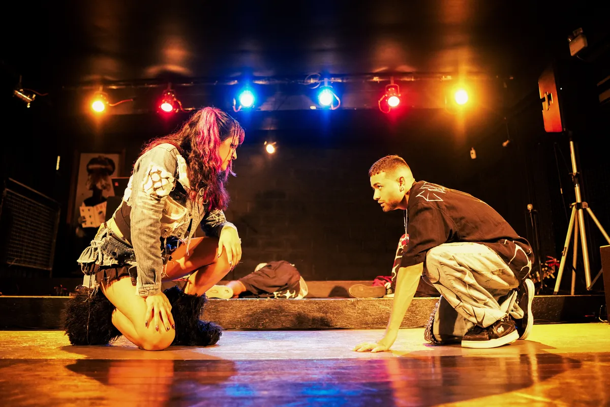"Palavras Cruzadas", do grupo Ungueto Crew, de Curiitba, que vai levar rap, slam poesia e teatro à Concha Acústica