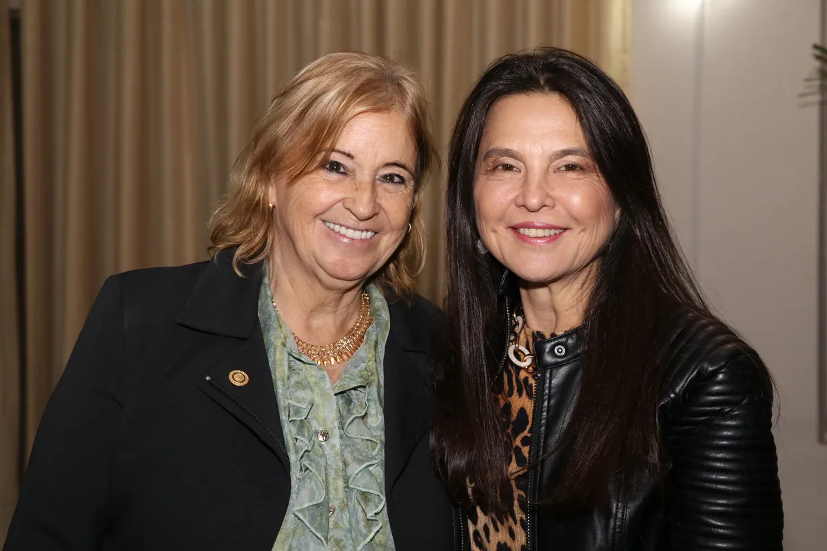 Felicia Watanabe com a Governadora Liria Cheida Bonancin