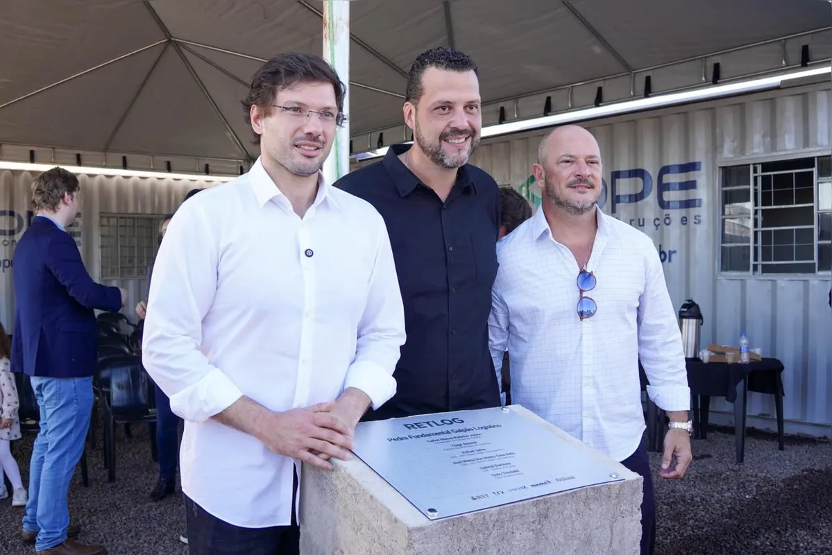 Prefeito Tiago Amaral, Guto Trindade da Urbanix e Rafael Selva da RET