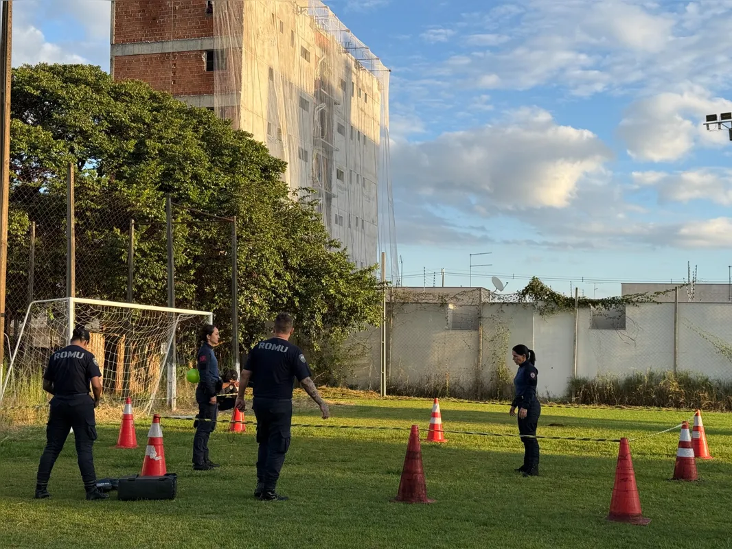 Guardas municipais de Londrina passaram por instrução para o manuseio do spray de pimenta
