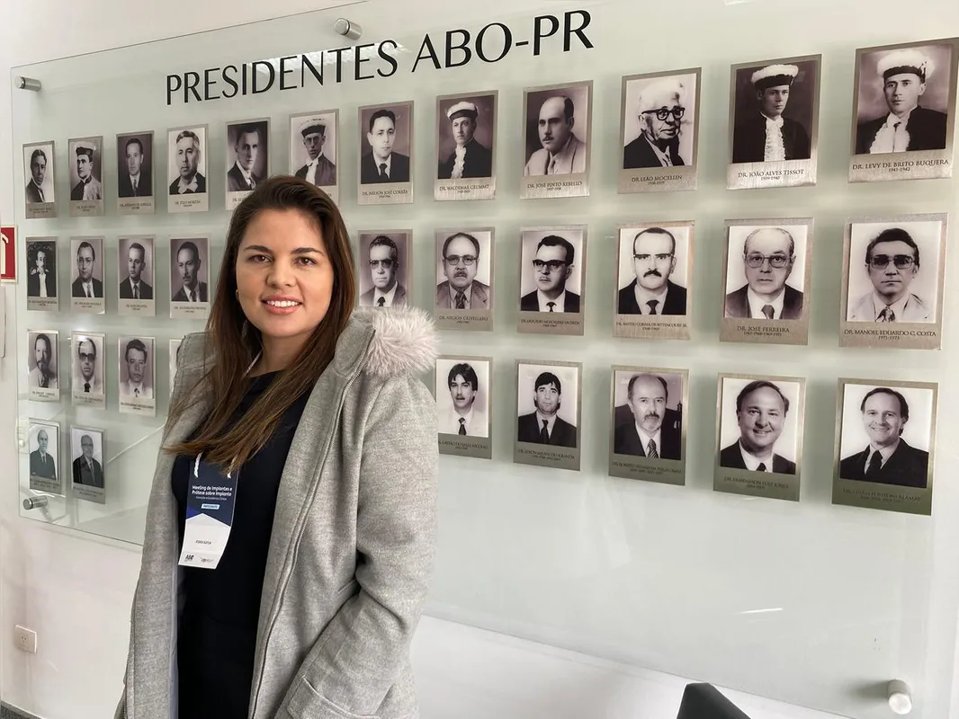 A cirurgiã-dentista Jessica Slotuk: oportunidade de contato com referências da especialidade