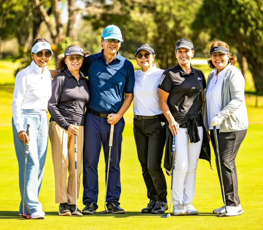 Alice Takeda, Tiemi Ogawa, Milton Ogawa, Ruth Yagui, Carol Marin, Deborah A. Oliveira Damas