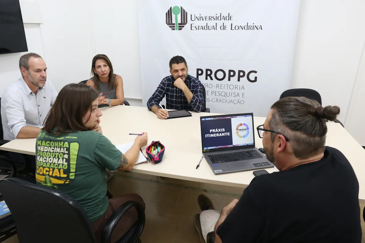 Reunião na Pró-Reitoria de Pesquisa e Pró-Graduação (ProPPG)