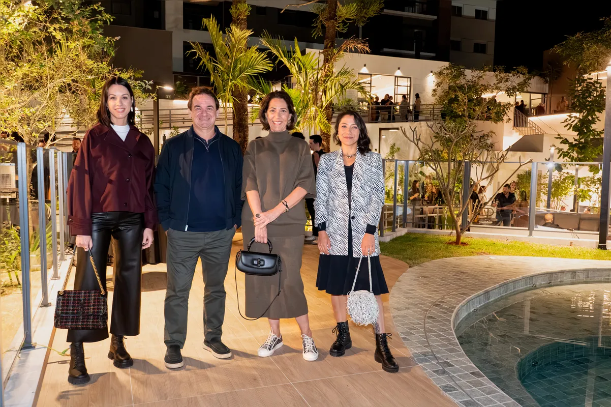 Thaisa Bohrer, Marcelo Resquetti, Luiza Bohrer e Vanessa Yamamoto