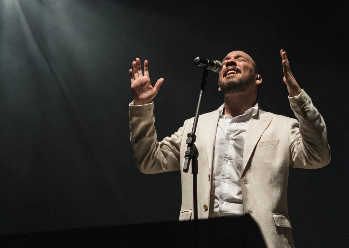 David Mour revisita a obra de Milton Nascimento em show no dia 19