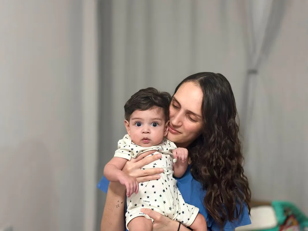 Estefany Alves permaneceu internada no Hospital Infantil junto de Davi por sete meses