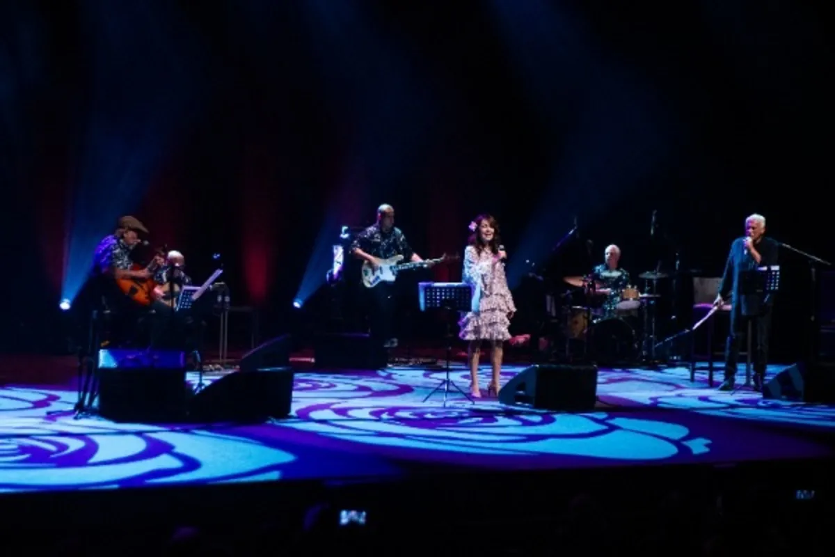 Bossa Sempre Nova, com Roberto Menescal, Danilo Caymmi e Patty Ascher, que veio de Las Vegas para esta turnê