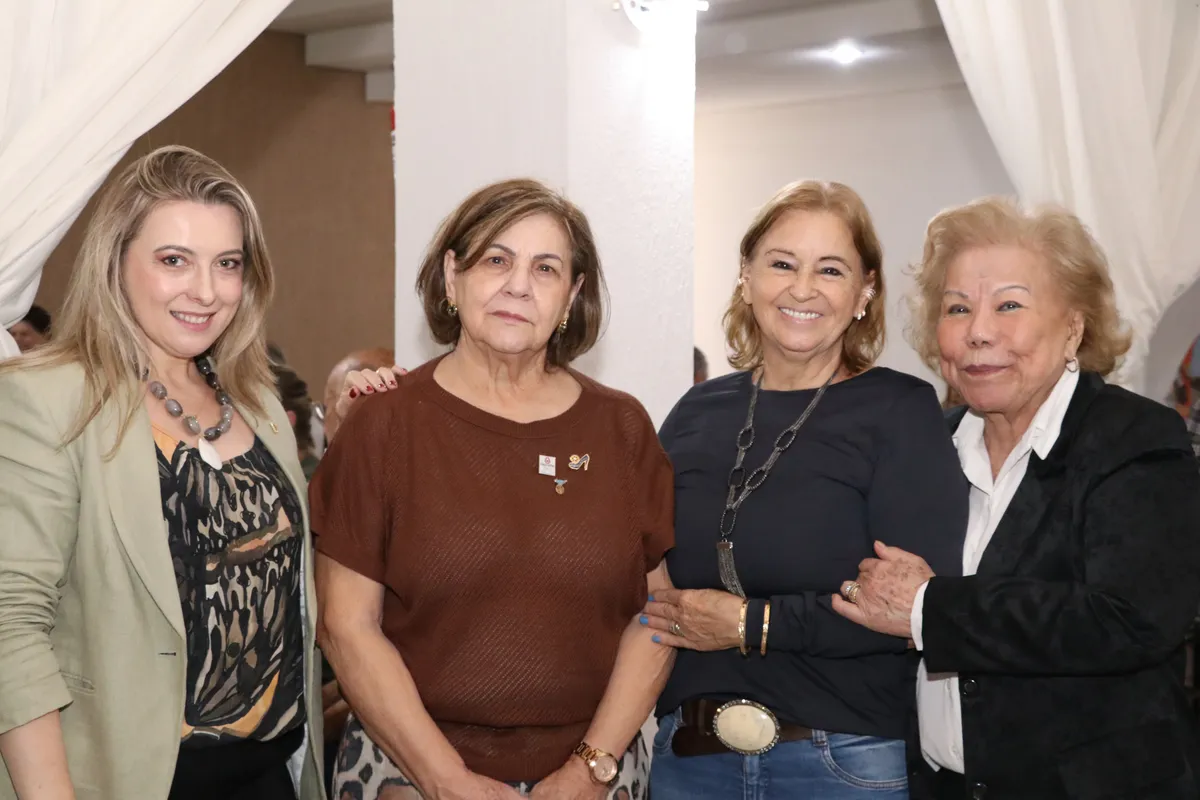 Denize Lazarin, Maria Aparecida Orlando, Felícia Watanabe e Mitue Ishikawa Martins
