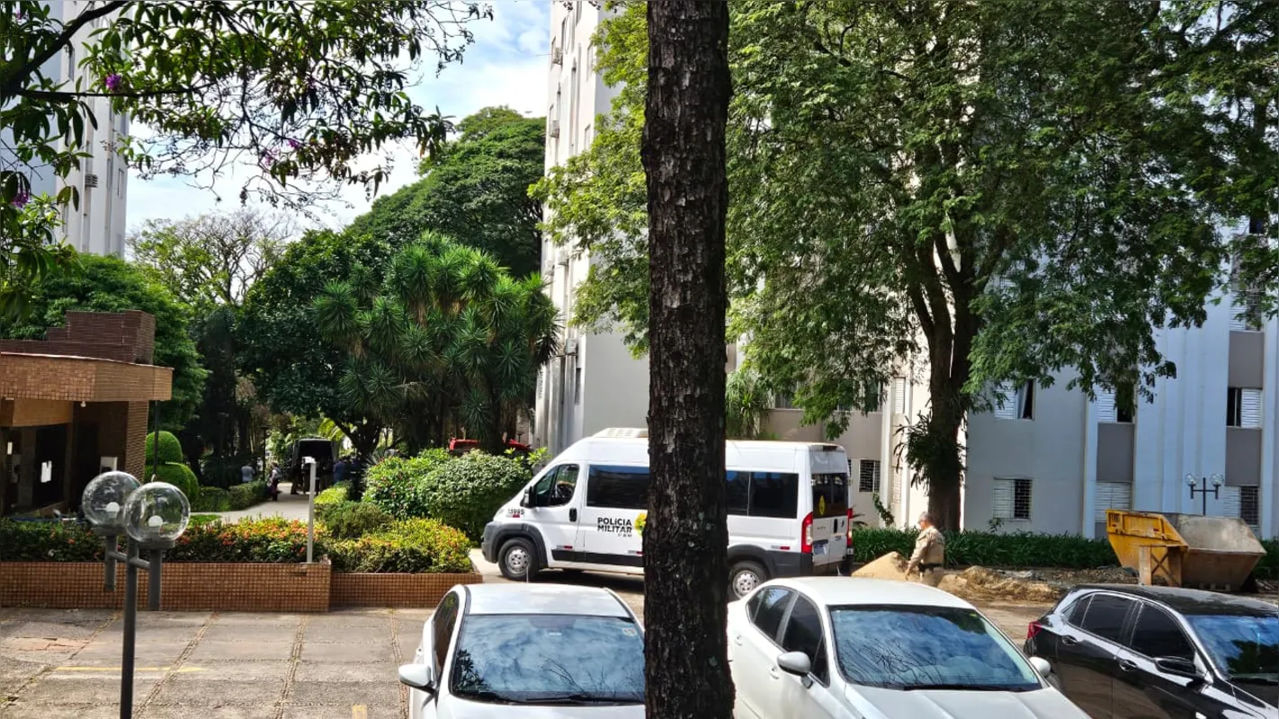 Imagem ilustrativa da imagem Homem mantém casal de idosos refém em condomínio em Londrina
