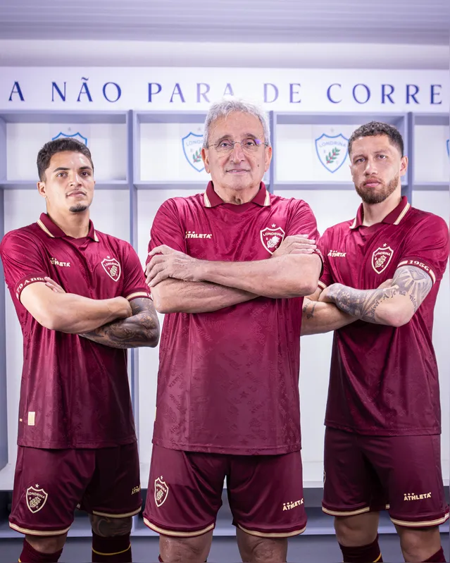 Imagem ilustrativa da imagem Londrina vai estrear nova camisa vermelha; veja detalhes