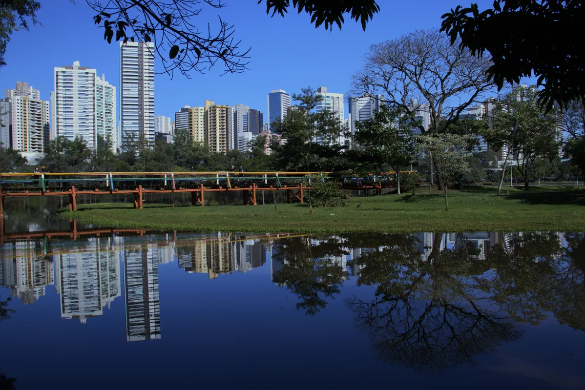 Imagem ilustrativa da imagem Construção civil responde por 15% do PIB de Londrina e setor acelera com demanda represada por moradia