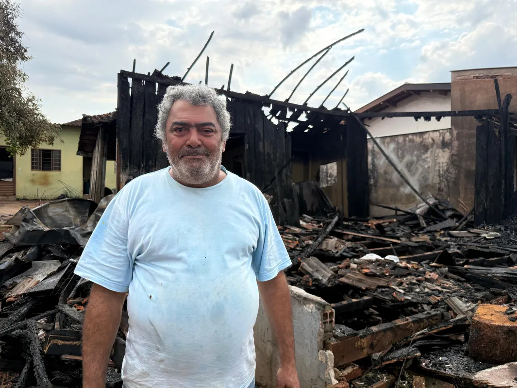 Cláudio Moraes viveu por quase 40 anos na casa que foi destruída, passada 'de geração em geração'