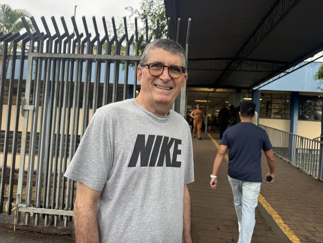 Orivaldo Bazoni votou logo cedo e elogiou a rapidez do processo