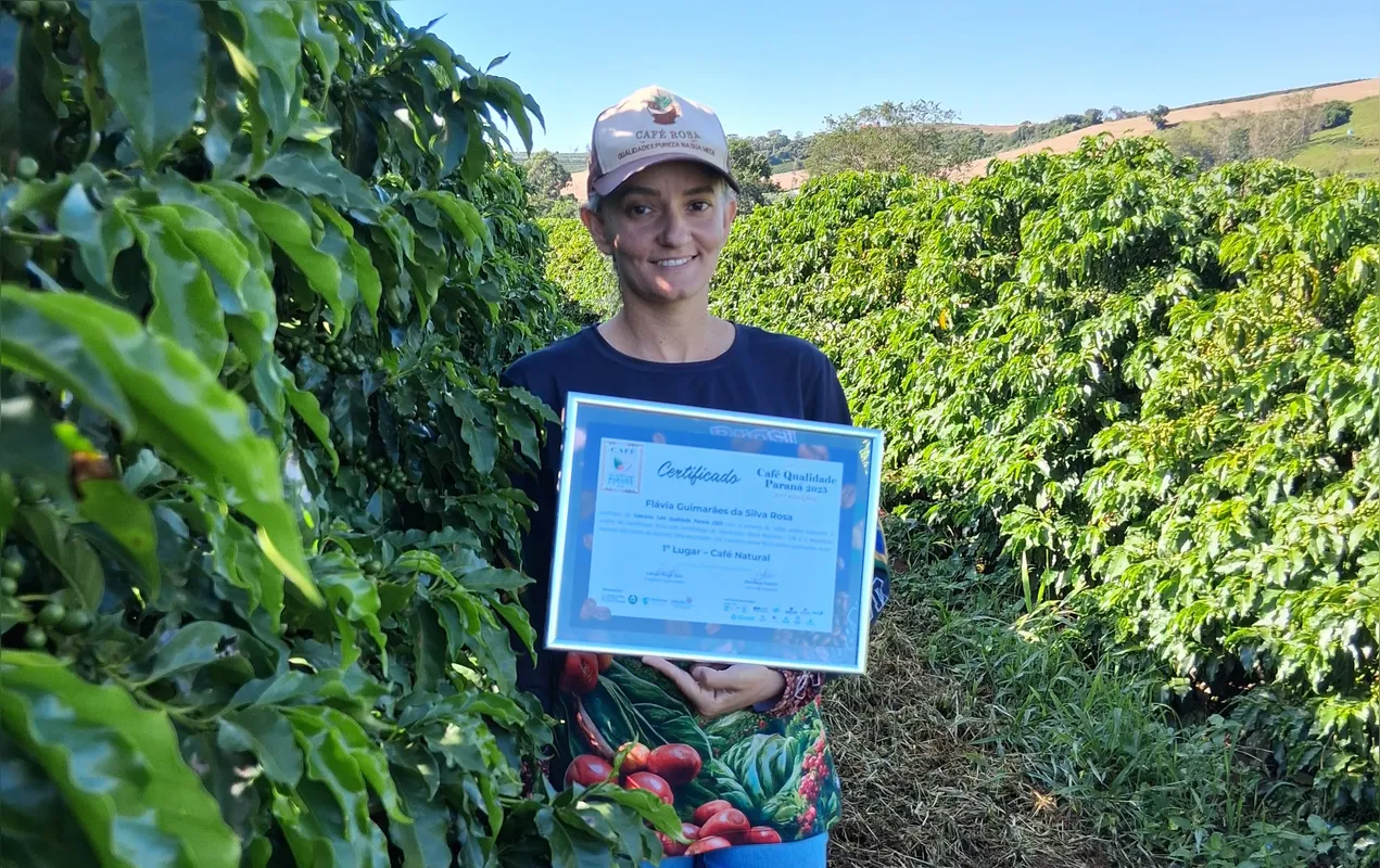 Hoje, 70% do café produzido pela família de Flávia Rosa são vendidos como commodity e 30% correspondem aos grãos especiais