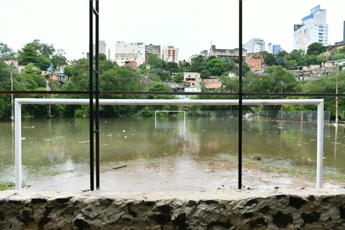 Imagem ilustrativa da imagem Nível do rio Paraná pode subir e impactar bairro paraguaio
