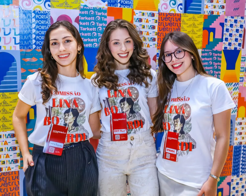 Lorena Padovam Loni, Rafaela Maria Fronza Oliveira, Amanda Yumi Matsura Marques