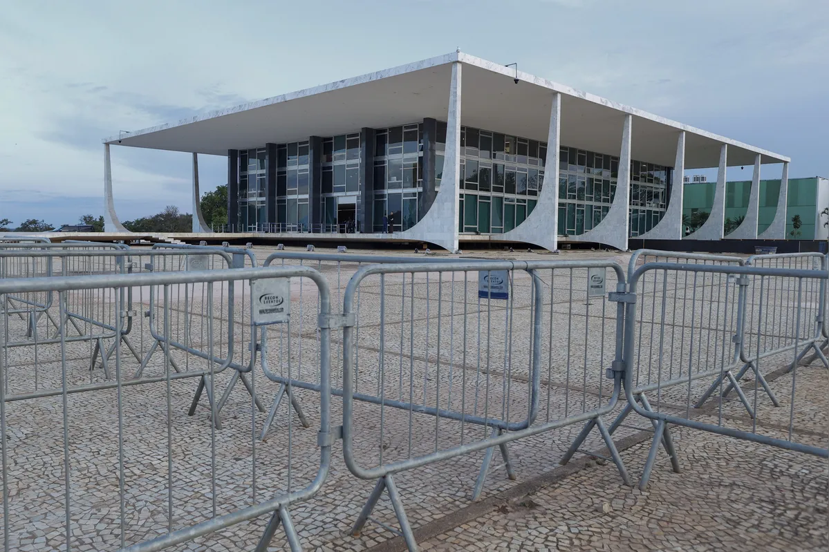 A segurança em torno da sede do Supremo Tribunal Federal foi reforçada