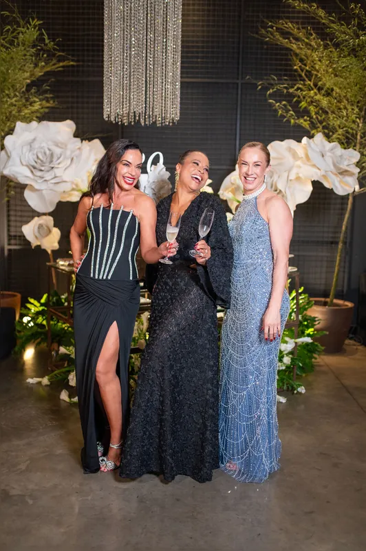 Liza Teodoro, Leane Donato e Tânia Kurten