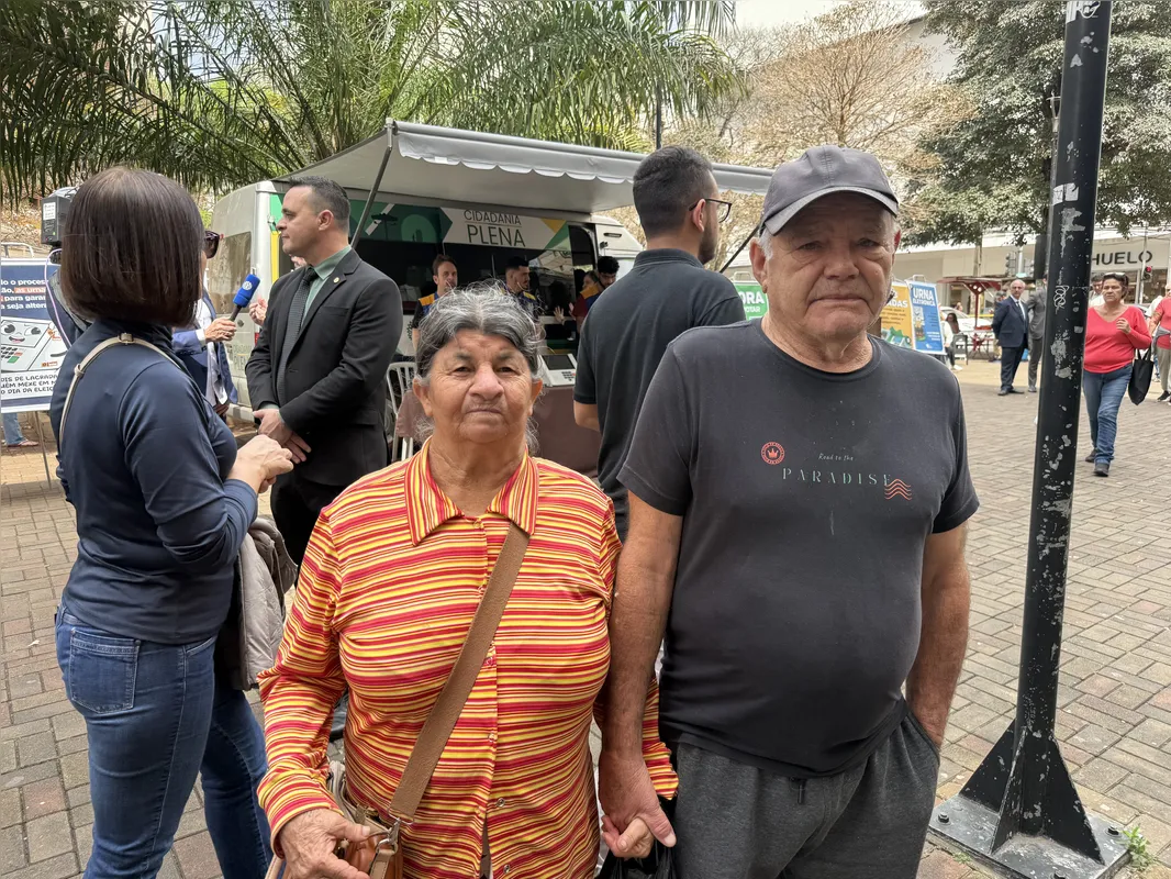 Oswaldir Marques e Ivany Rosa seguem avaliando em quem irão votar no dia 4 de outubro
